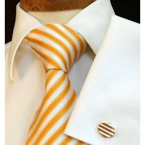 Luigi di Bartolomeo® Krawatten / Luxus- Seidenkrawatte, 100% Handgenäht, inkl. Seidensäcklein Luigi di Bartolomeo® Krawatten / Luxus- Seidenkrawatte, 100% Handgenäht, inkl. Seidensäcklein